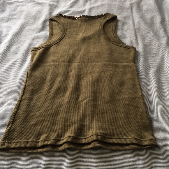 army green tank top - Picture 3 of 3